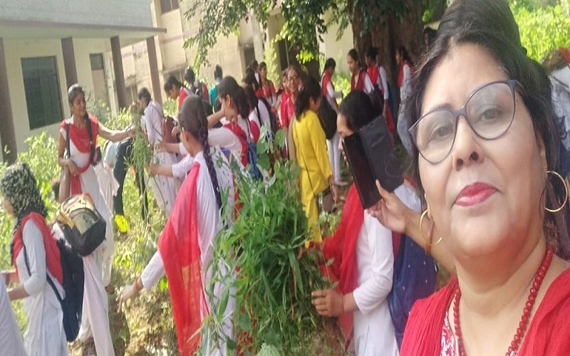 Banda women collage