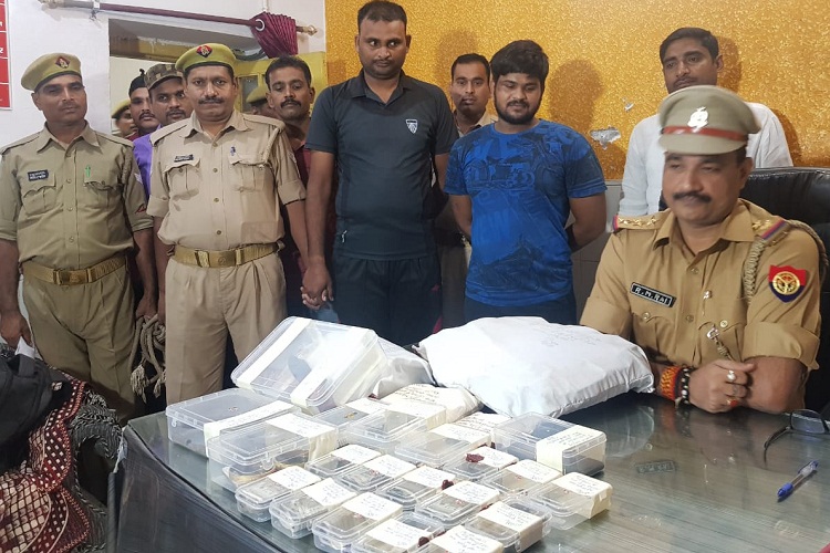 kanpur GRP caugh drug supplier gang