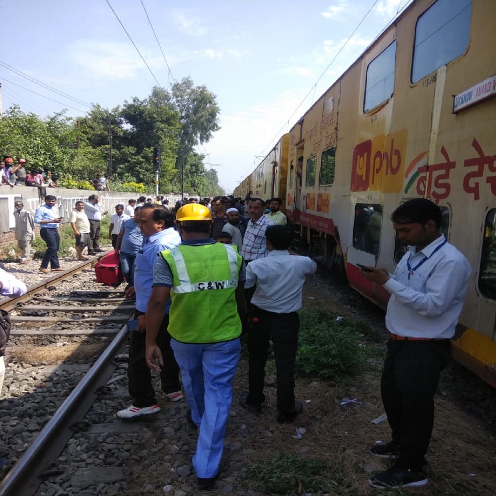 Anand Vihar double-decker train derails in Moradabad