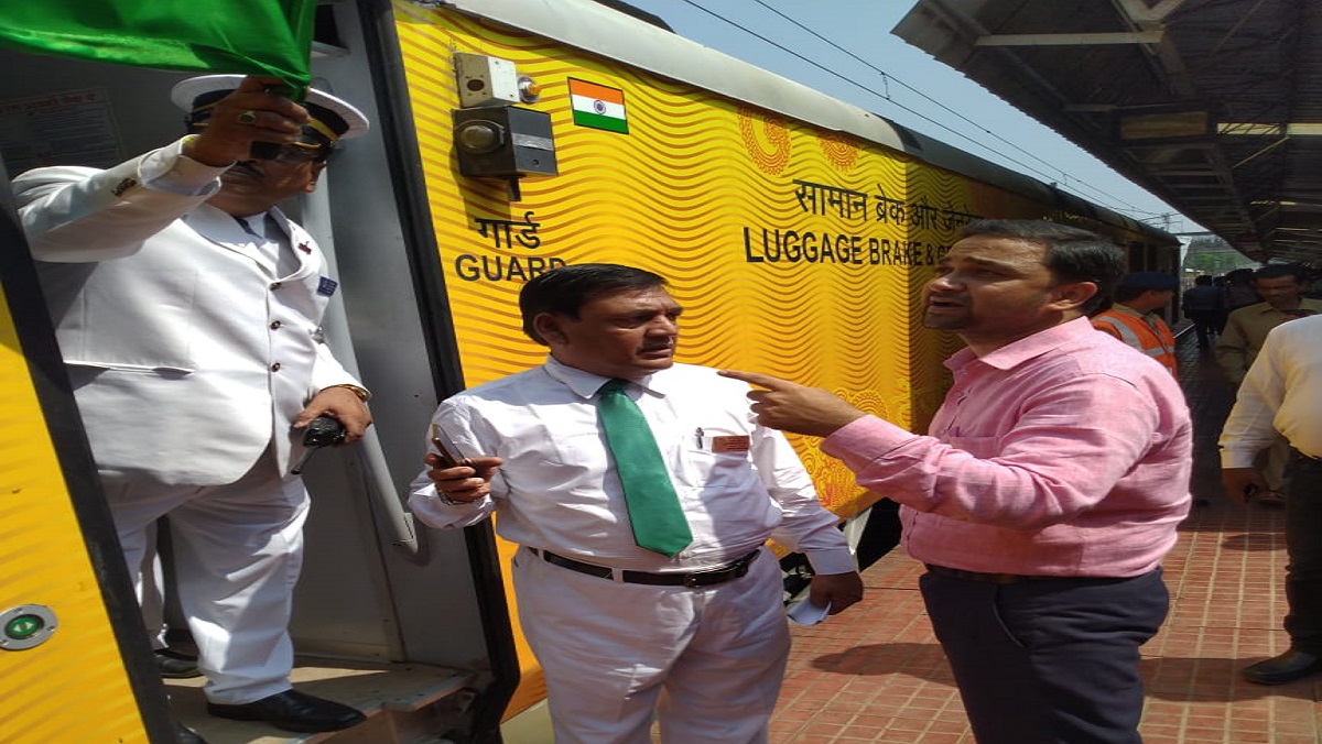 CM Yogi flags off corporate train Tejas in Lucknow