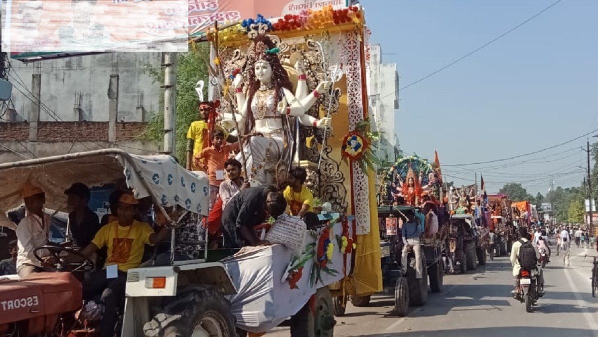 Dashehra durga puja julus devi pratima in Banda