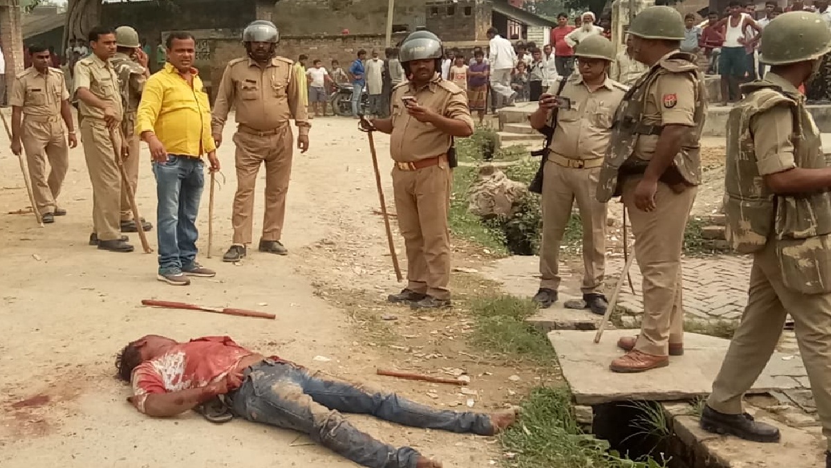 In Fathepur when a man was killed his wife with an ax mob beat him to death