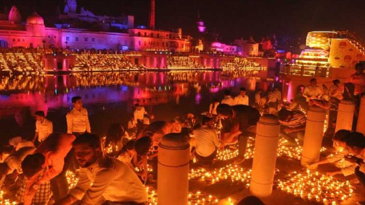 A grand festival was celebrated in Ayodhya with great pomp