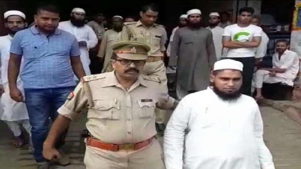 molana caught in rape accussed woman police 