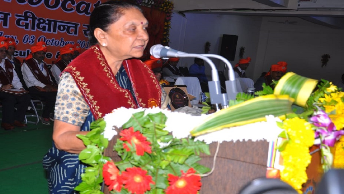 Governor Anandiben Patel attended the convocation of Agricultural University in Banda