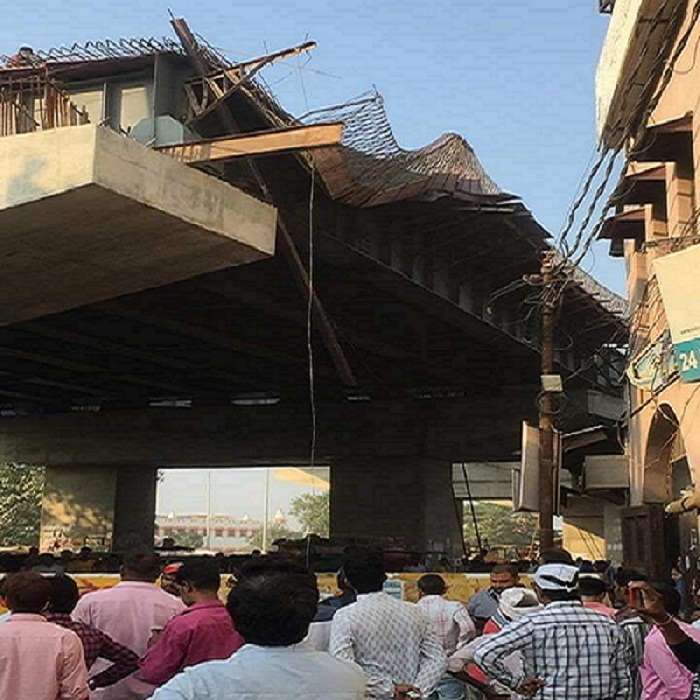 Two injured due to fall of shutover in front of Cantt station