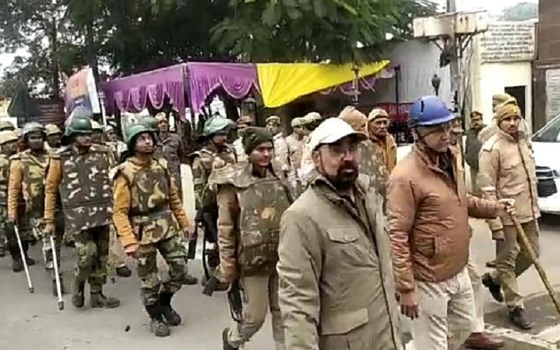 Heavy police force deployed for Jumma namaj in Banda