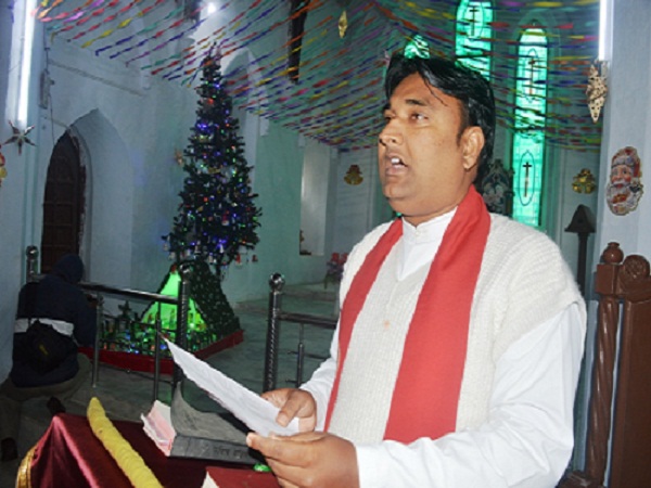 Prayers were held in the church on the occasion of Christmas Day in Banda