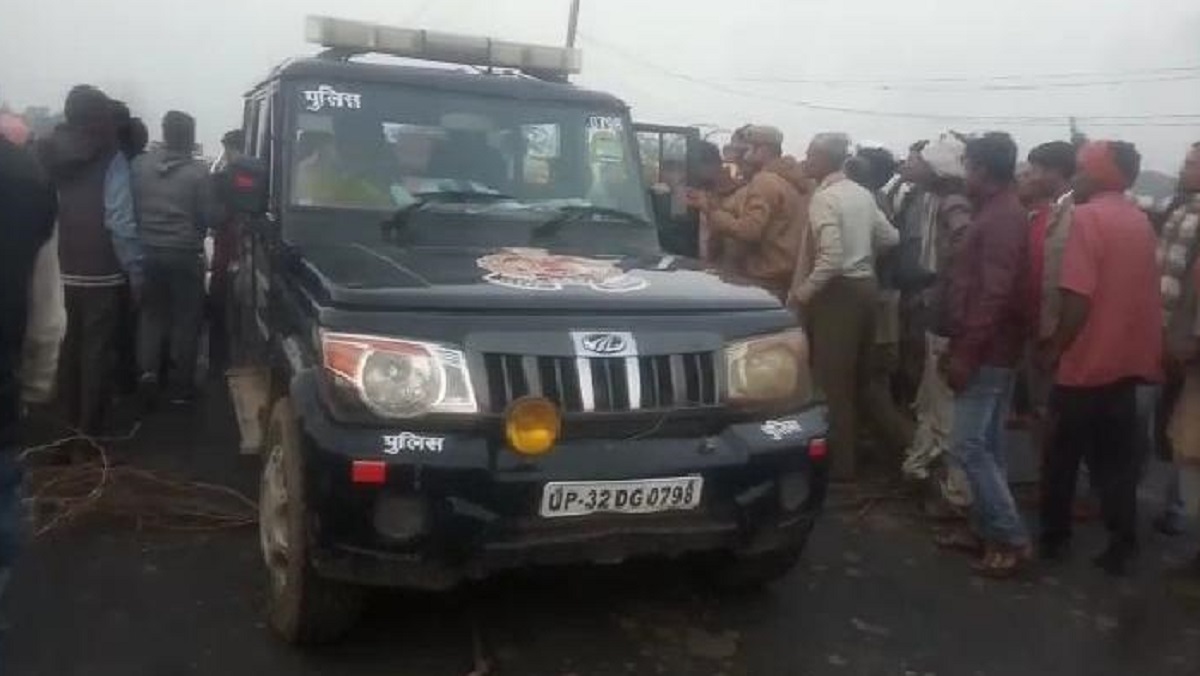 Three including two women died in an accident in Banda