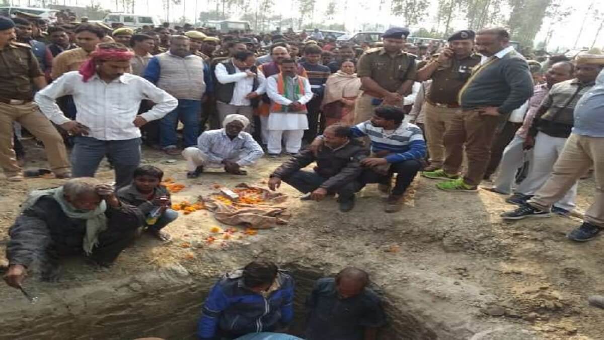 gang rape victim funeral in unnao 
