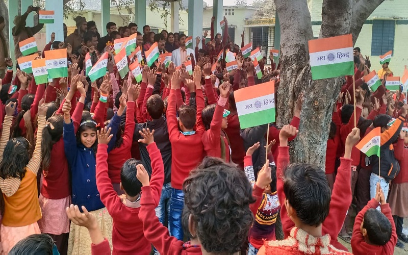 Block chief hoisted the flag in Unnao