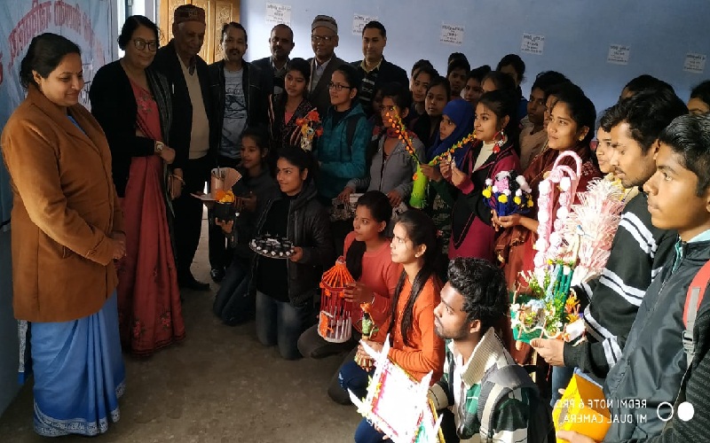 In Banda DAV College Students created amazing works of art from West Material
