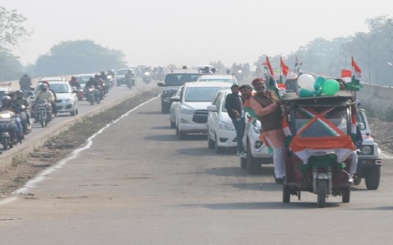 Second lane of COD bridge also started after 11 years in Kanpur