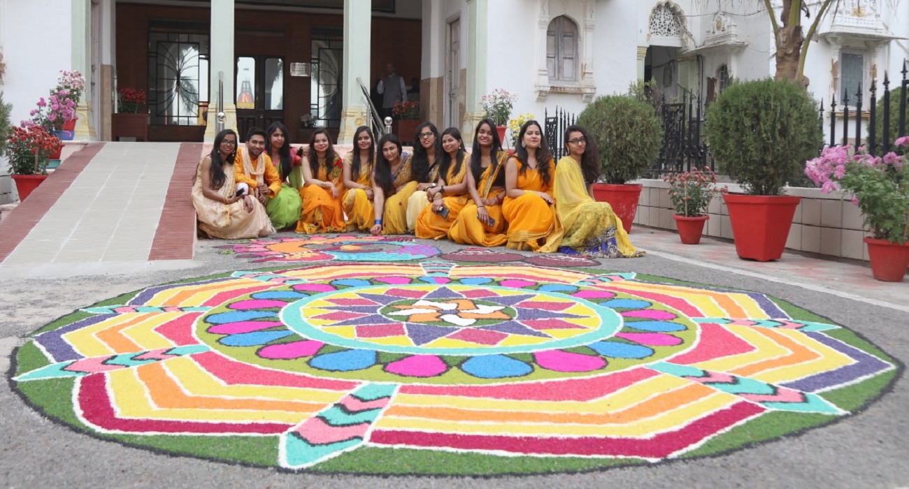 MBBS girls students  decorated Rangoli at KGMU in Lucknow