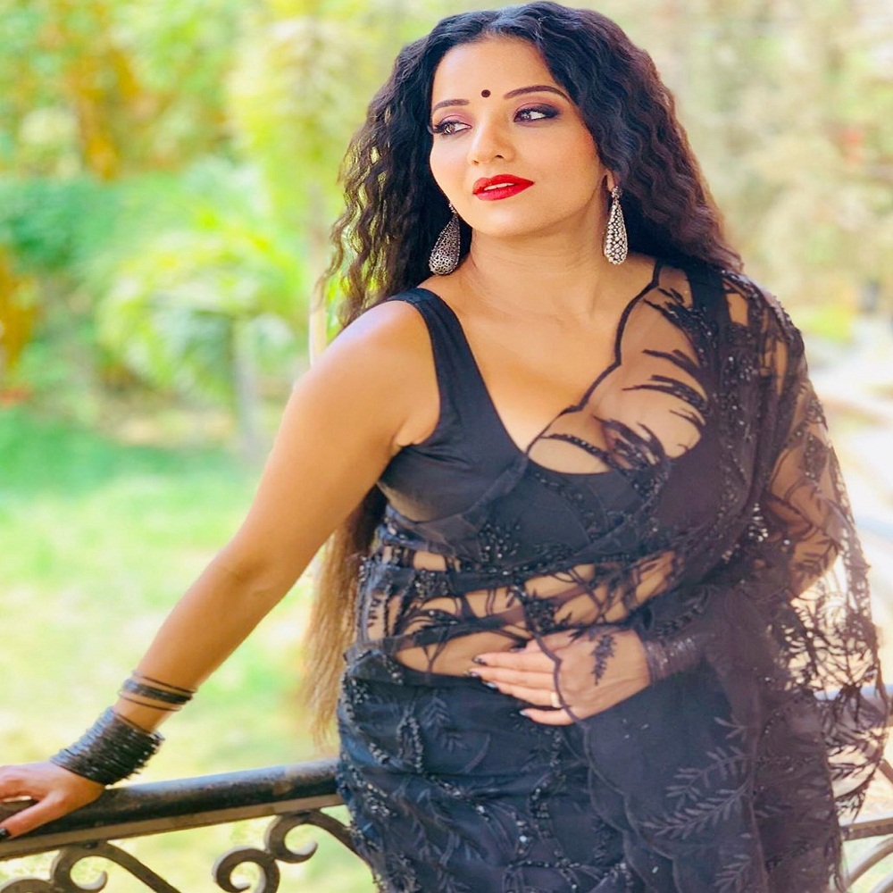 actress monalisa bhojpuri