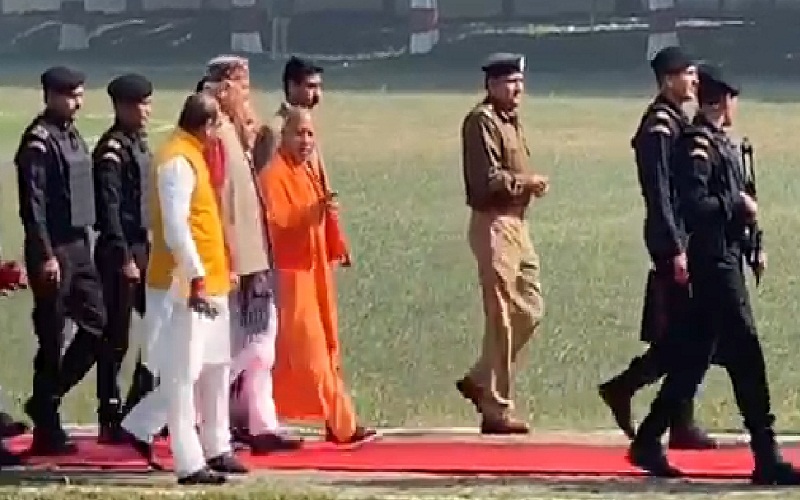 cm yogi adityanath in csa collage in kanpur