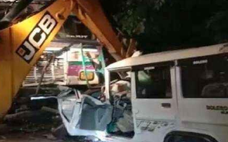 in Amethi five killed in road accident