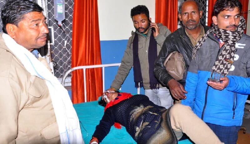 in Banda roadway-truck collision 15 injured
