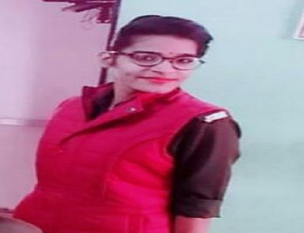 Female soldier committed suicide by shooting at a police station in Sitapur