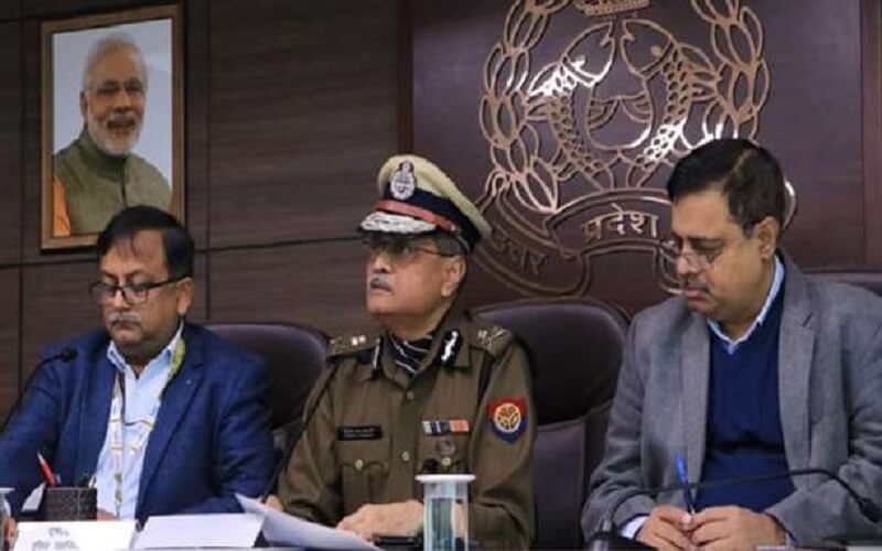Acting DGP Hitesh Chandra Awasthi and Additional Chief Secretary Home Avneesh Awasthi press conference