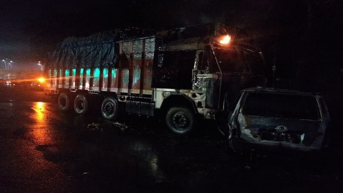 Seven people killed by burning alive in a car-truck collision in Unnao