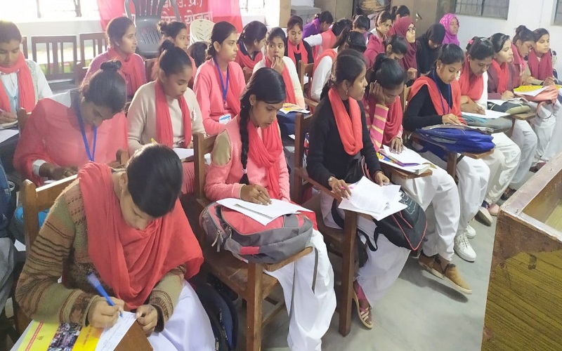 Youth friendly clinic workshop organized Women's Degree College in Banda 