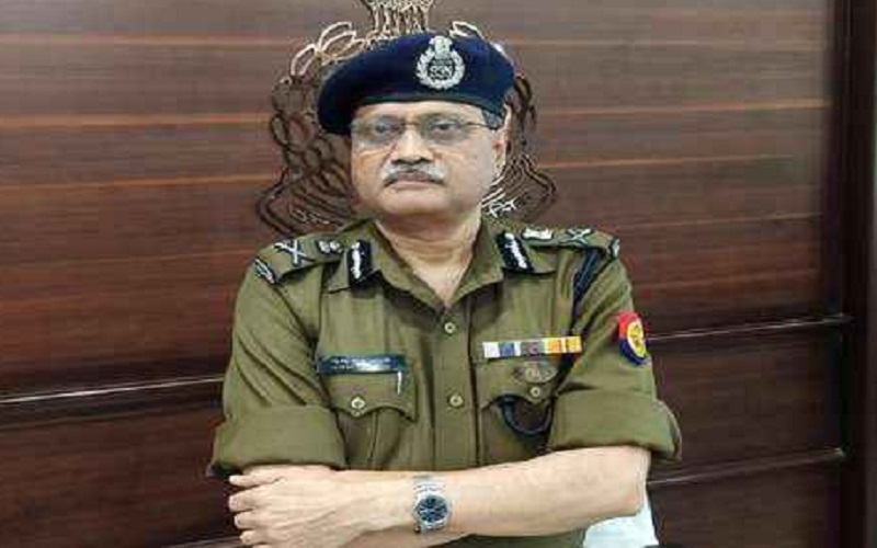  DGP S Awasthi's instructions Policemen behave decently in public curfew
