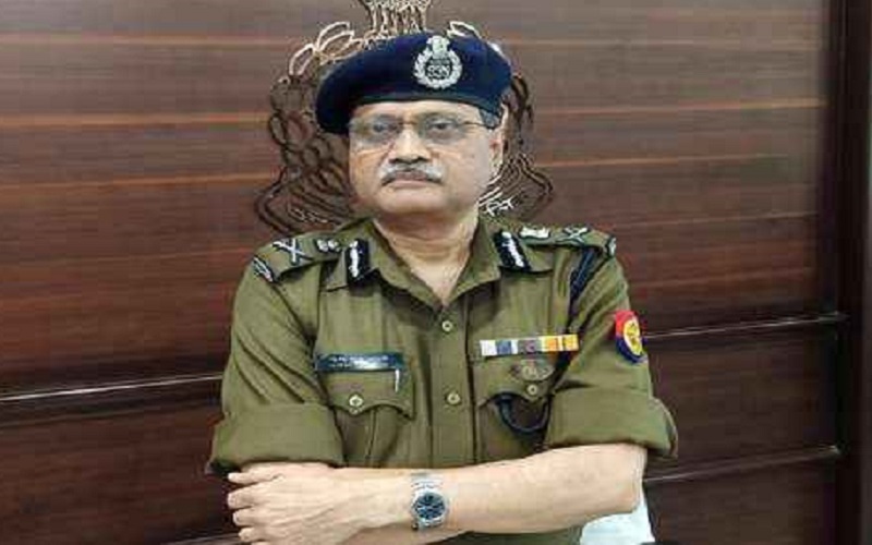 DGP S Awasthi's instructions Policemen behave decently in public curfew