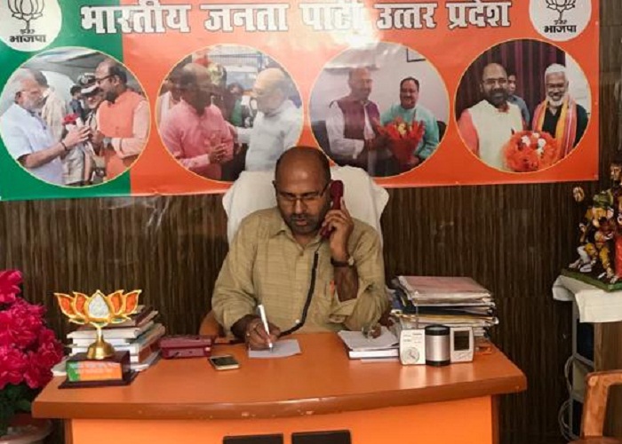 UPCLDF Chairman Virendra Tiwari listened to the problems of the needy