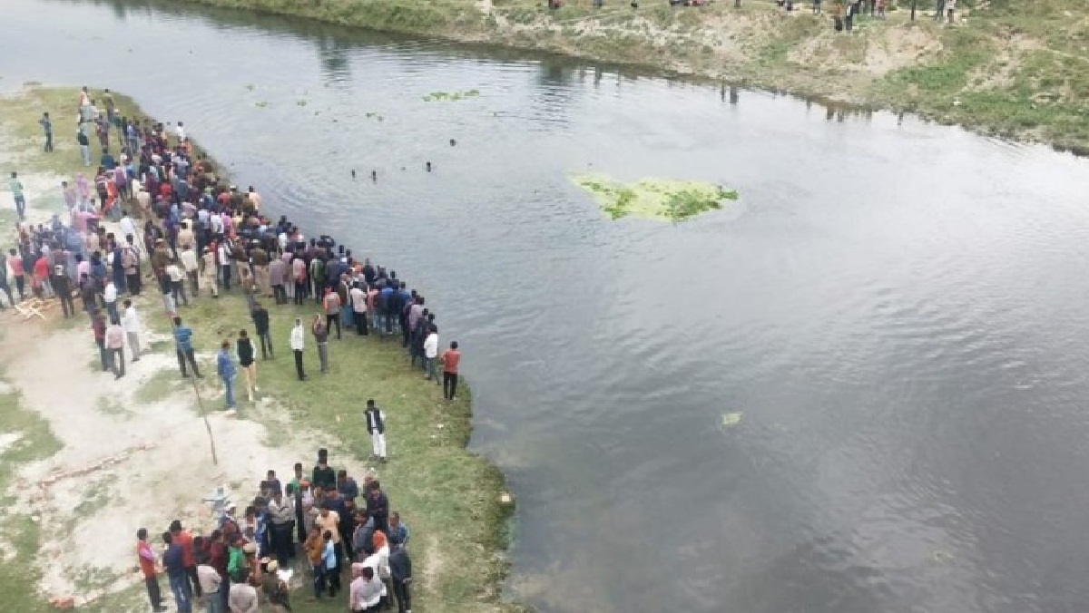 Woman jumped into river with three children and brother-in-law all dies