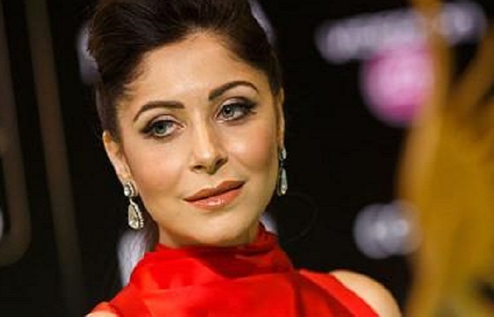 FIR registered against Bollywood singer Corona infected Kanika Kapoor in Lucknow