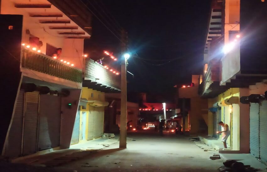9 pm 9 minutes dipak lights in Banda