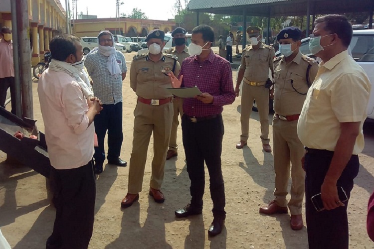 banda dig and commisioner inspected mahoba