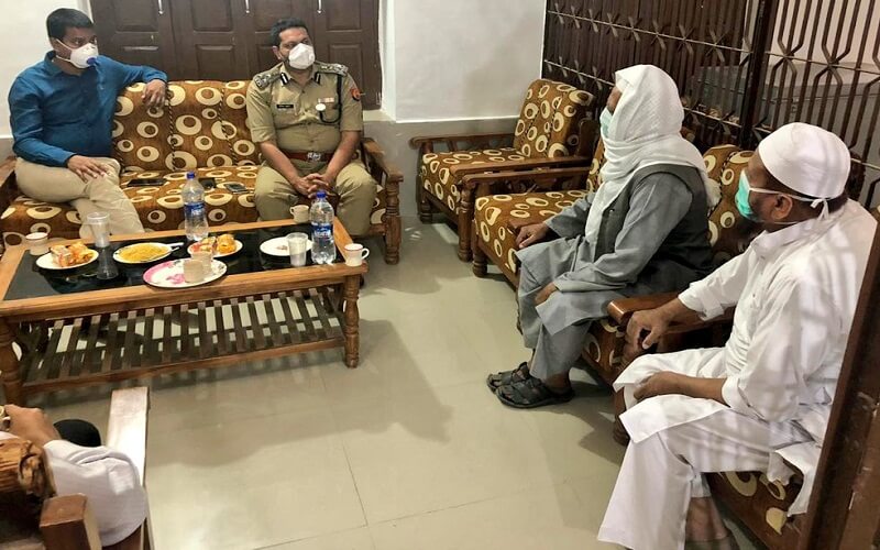The administration got student returned from Delhi Markaj in Hammara Madrasa of Banda
