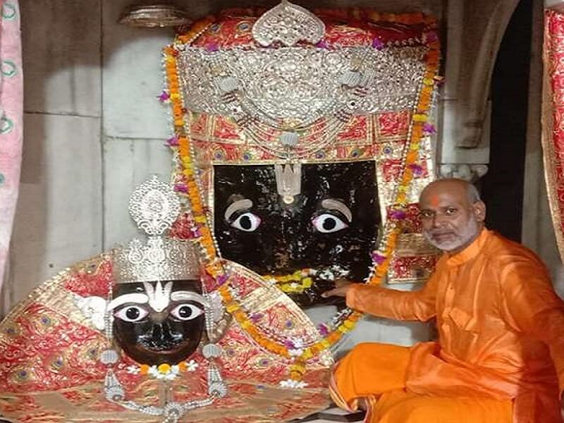 Devotees opened the doors of Lord Kamatanath in Chitrakoot, Dharmagarni in Unlock-1