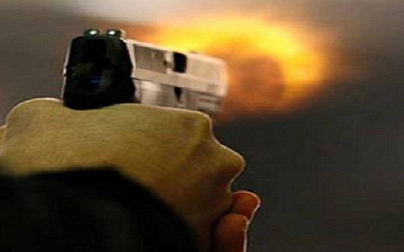 Major incident in Banda young man being shot with wife shot dead 