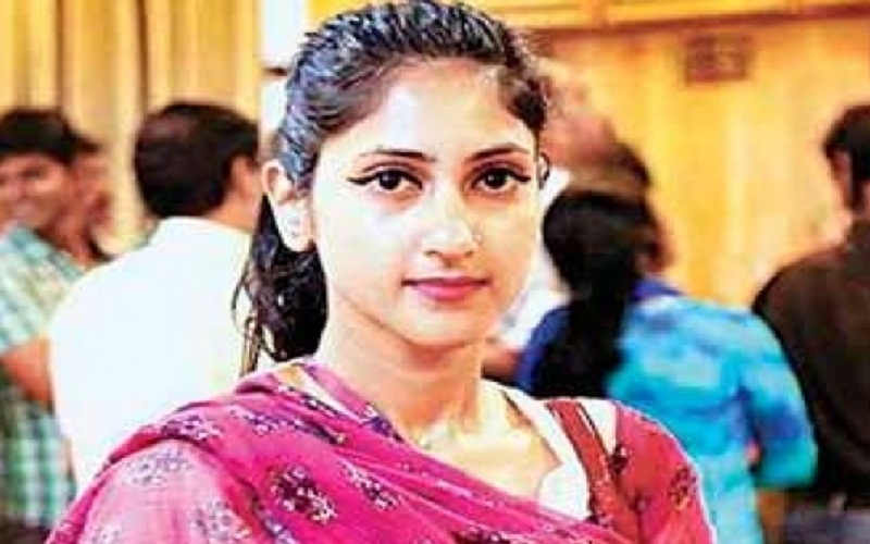 Congress petition rejected rebel MLAs Aditi and Rakesh to continue assembly membership