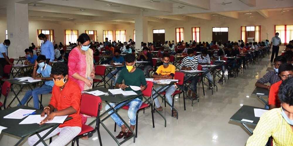 Something like this happened during Corona period in Banda. entrance examinations