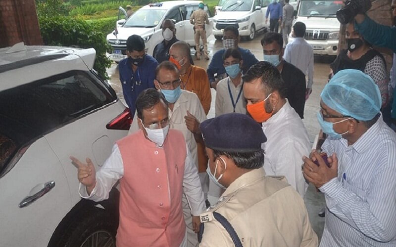 UP: Deputy CM Dr. Dinesh Sharma sick in Agra