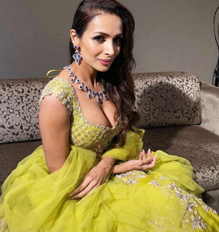 Actress Malaika caused havoc on social media with her native look