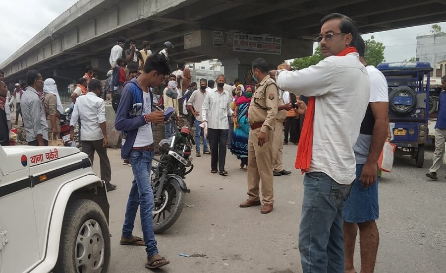 Accident in Chakeri, Kanpur, truck crushed two bike riders, both dead