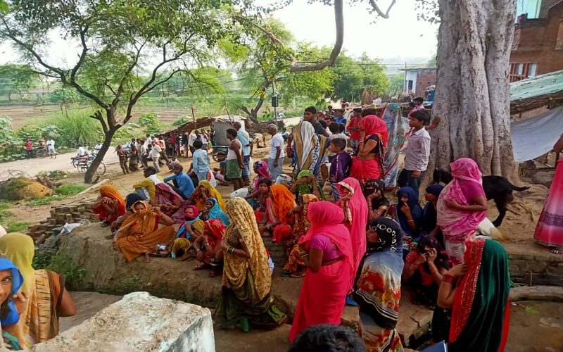 Banda mother and little daughter commited suicide