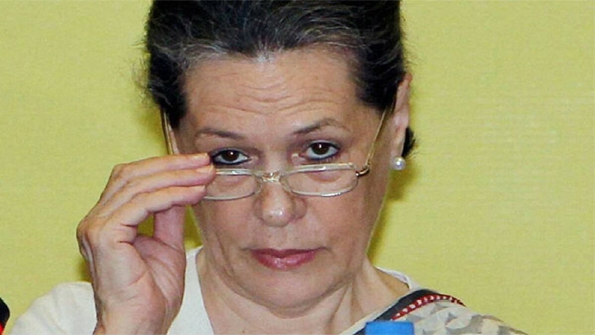 Congress becomes free from Gulam ... Sonia Gandhi's big decision