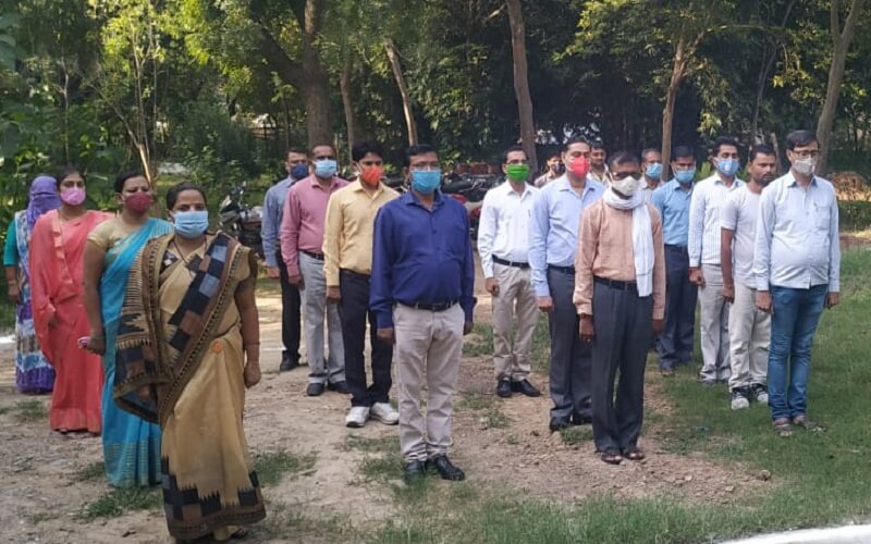in Banda Father of Nation Mahatma Gandhi and former Prime Minister Shastri remembered on Jayanti