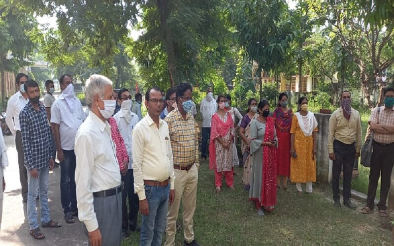 in Banda Father of Nation Mahatma Gandhi and former Prime Minister Shastri remembered on Jayanti
