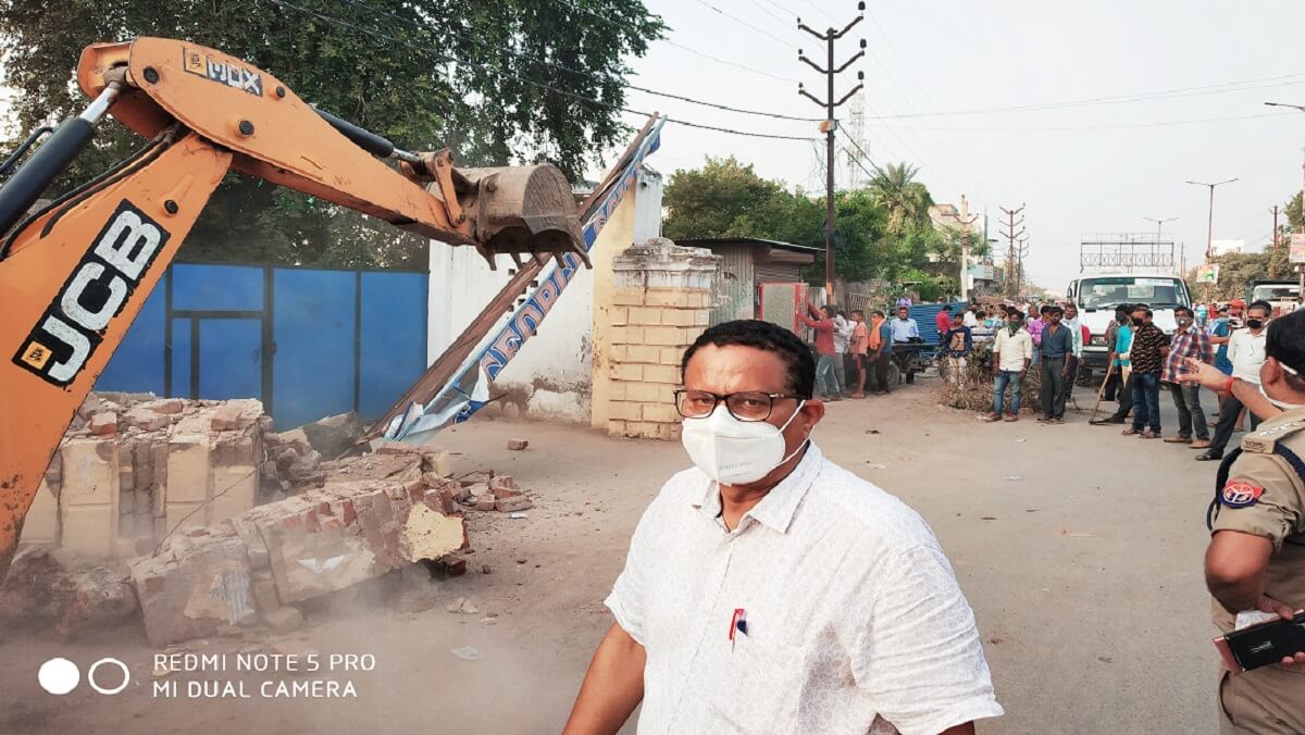 SamarNeeti News impact - Banda administration launched an encroachment removal campaign