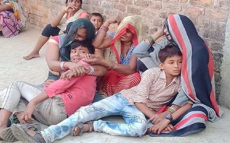 Young man beheaded his wife in Banda, reached Kotwali with severed head