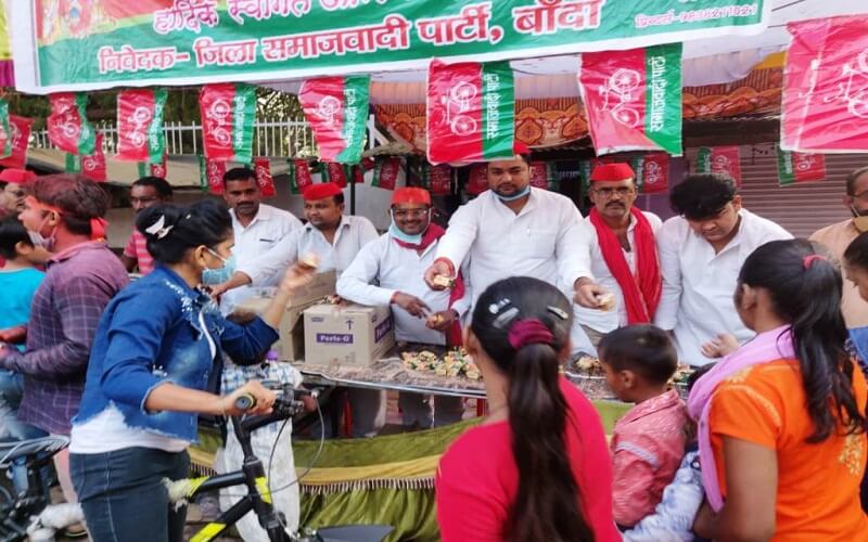 immersion-of-durga-idols-in-banda-amidst-pomp