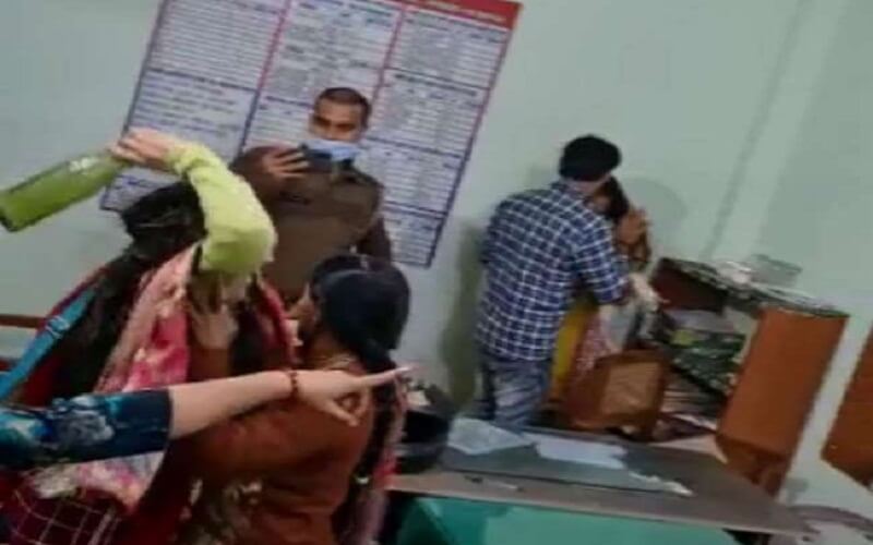 in Lucknow Girl  celebrated Karwachauth in live-in family beaten in police post