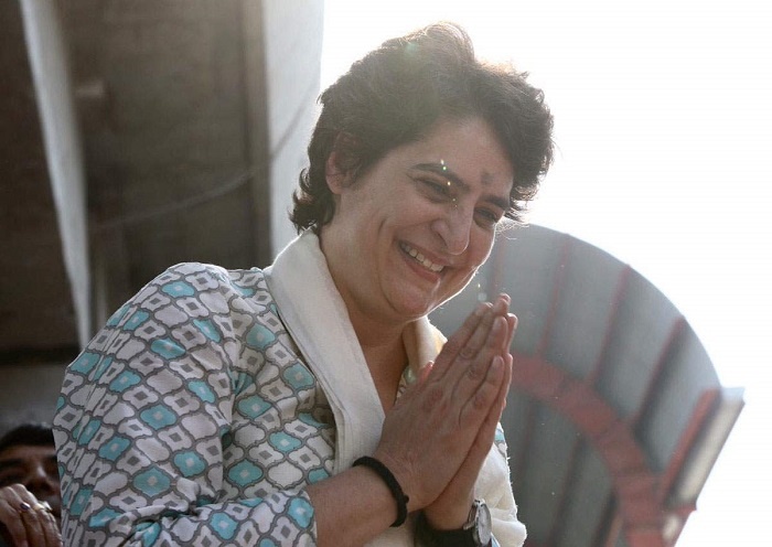 UP : vehicles collided with Priyanka Gandhi's convoy, major accident averted
